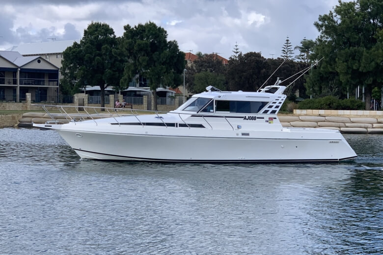 Thomas Craft 35ft Hardtop Sports Cruiser
